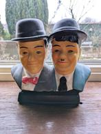 Laurel & Hardy Beeld, Ophalen