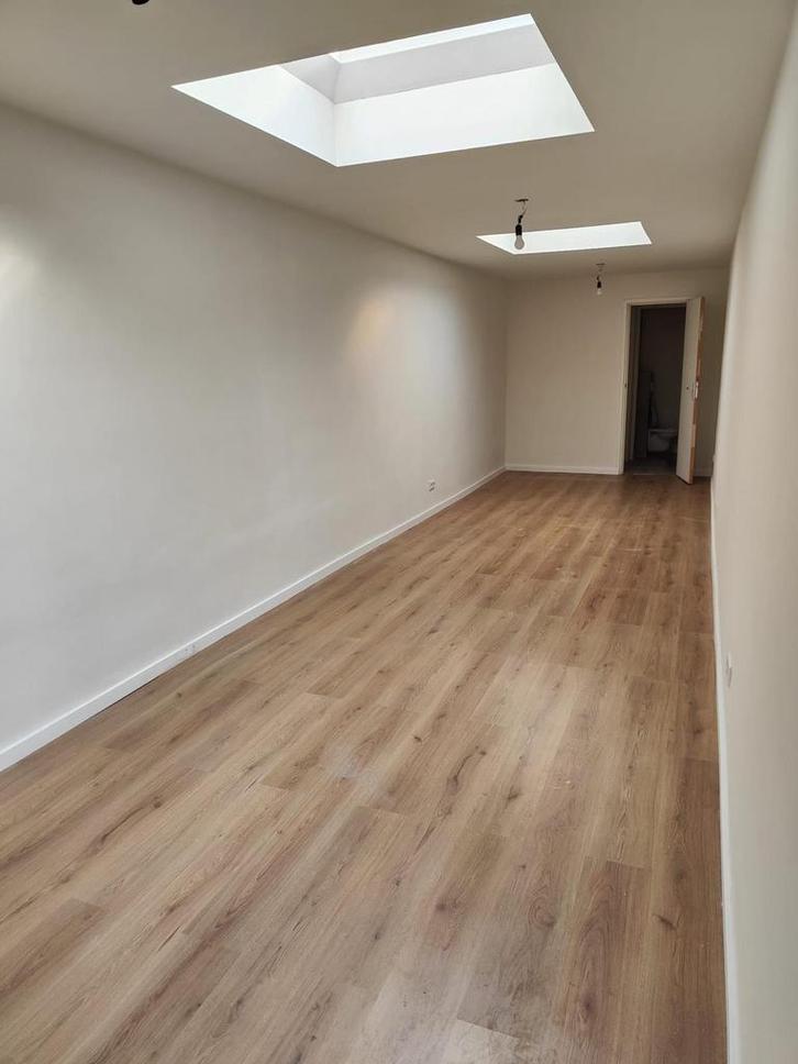 Kantoor ruimte TE HUUR in Badhoevedorp, Zakelijke goederen, Bedrijfs Onroerend goed