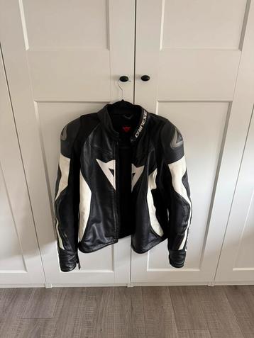 Dainese motor jas jack maat 54 beschikbaar voor biedingen