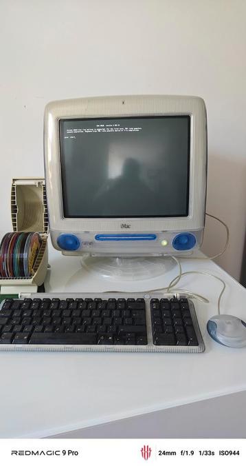 Vintage Apple pc. IMac beschikbaar voor biedingen