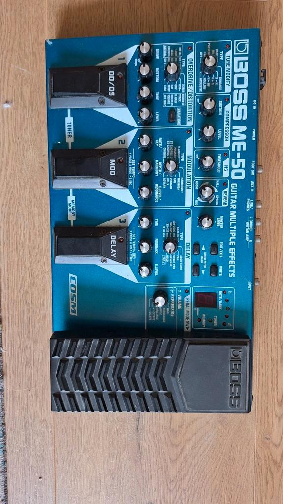 BOSS ME-50 Multi Effect Pedaal, Muziek en Instrumenten, Effecten, Ophalen of Verzenden
