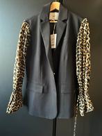 Shoeby blazer maat xs/s valt oversized met kaartje eraan, Ophalen of Verzenden, Zo goed als nieuw, Maat 34 (XS) of kleiner