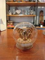 Prachtige vlinder in stolp hoogte 8 cm, Huis en Inrichting, B, G, Ophalen of Verzenden, Zo goed als nieuw