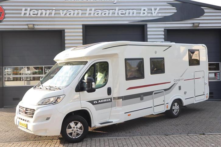 Adria CORAL S 670SL Supreme met Airco/luchtvering/zonnepanee, Caravans en Kamperen, Campers, Bedrijf, tot en met 3, Buscamper of Camperbus