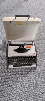 Olympia traveller typemachine compact, Diversen, Typemachines, Ophalen, Gebruikt