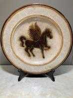 Art Deco handmade wandbord Pegasus Armogres Belgium, Antiek en Kunst, Ophalen of Verzenden