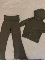 H&M tweedelige set groen M, Ophalen of Verzenden, Zo goed als nieuw, Groen