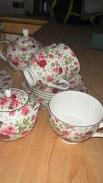 Maxwell & Williams Rose Bud Theeservies, Ophalen of Verzenden, Zo goed als nieuw, Overige stijlen