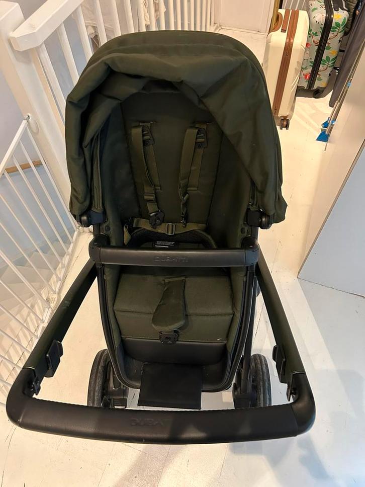 Dubatti Two Pine Green, Kinderen en Baby's, Kinderwagens en Combinaties, Gebruikt, Combiwagen, Overige merken, Met reiswieg, Verstelbare duwstang