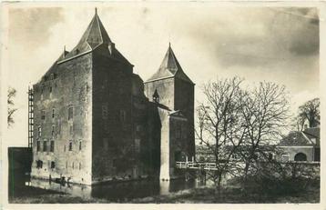 (300-097-005) Gorinchem Slot Loevestein beschikbaar voor biedingen