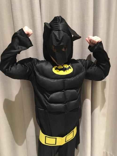 Nieuw gespierd Batman pak maat 98/104, 110/116 of 122/128, Kinderen en Baby's, Carnavalskleding en Verkleedspullen, Nieuw, Jongen of Meisje