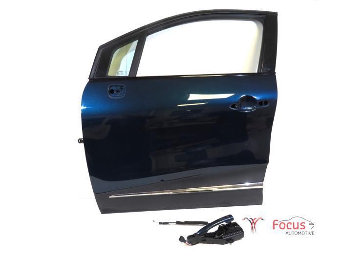 Portier 4Deurs links-voor van een Renault Captur (TERPR), Auto-onderdelen, Carrosserie en Plaatwerk, Deur, Renault, Gebruikt, 6 maanden garantie