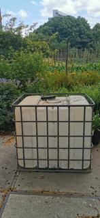 Te koop: 2x IBC container van 1000 liter - wateropslag, Tuin en Terras, Ophalen, Kunststof, Met kraantje, 150 liter of meer