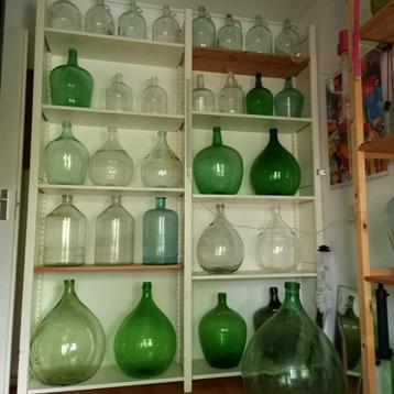 Grote gistfles,vaas,buikfles,bolfles brocante beschikbaar voor biedingen