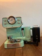 Koffiezapparaat, melkopschuimer en bonenmolen., Gemalen koffie, Ophalen of Verzenden, Zo goed als nieuw, 1 kopje