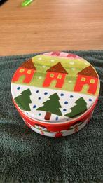 Leuk kerst scaal met deksel. Ideeal cadeau, Ophalen of Verzenden, Zo goed als nieuw, Porselein, Bord of Schaal