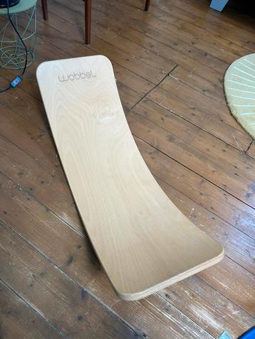 Wobbel Balance Board - grijs vilt beschikbaar voor biedingen