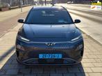 Hyundai Kona EV Premium 64 kWh Taxi klaar incl Cabman, Auto's, Gebruikt, Zwart, 174 min, 1066 min