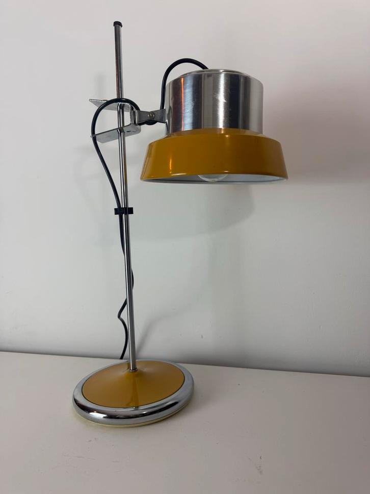 Vintage Targetti Sankey Mosterd Gele Bureaulamp, Huis en Inrichting, Lampen | Vloerlampen, Gebruikt, Minder dan 100 cm, Metaal