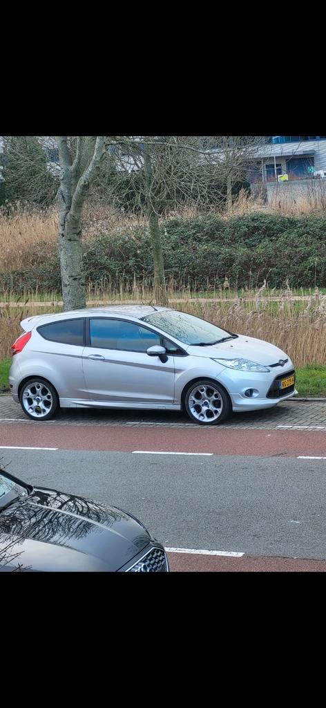 Ford Fiësta 1.6 Ti-vct 88KW 3DR 2010 Grijs, Auto's, Ford, Particulier, Fiësta, Benzine, C, Hatchback, Handgeschakeld, Geïmporteerd