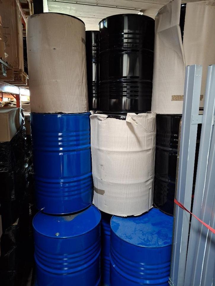 Nieuwe lege Blauwe Olievaten 200 liter OP=OP ! nog 16 stuks, Tuin en Terras, Vuurkorven, Nieuw, Vuurton, Ophalen