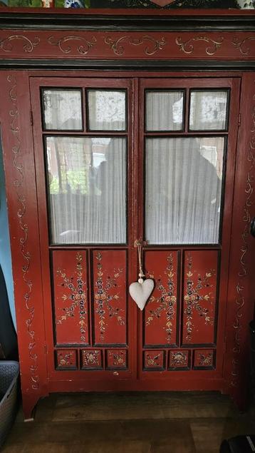 Friese antieke buffet kast beschikbaar voor biedingen