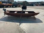 Houten boot met peddels en motor, Watersport en Boten, Ophalen, Gebruikt, Overige typen, Motorboot