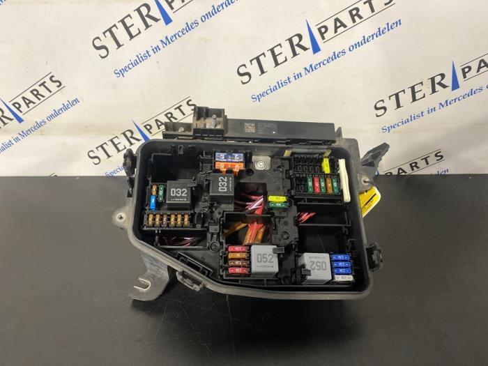 Zekeringkast van een Mercedes B-Klasse, Auto-onderdelen, Elektronica en Kabels, Mercedes-Benz, Gebruikt, 3 maanden garantie, Ophalen of Verzenden