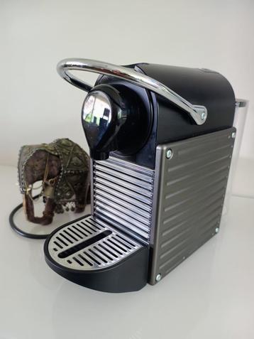 Krups XN304 Nespresso machine – stijlvol, compact en betrouw beschikbaar voor biedingen