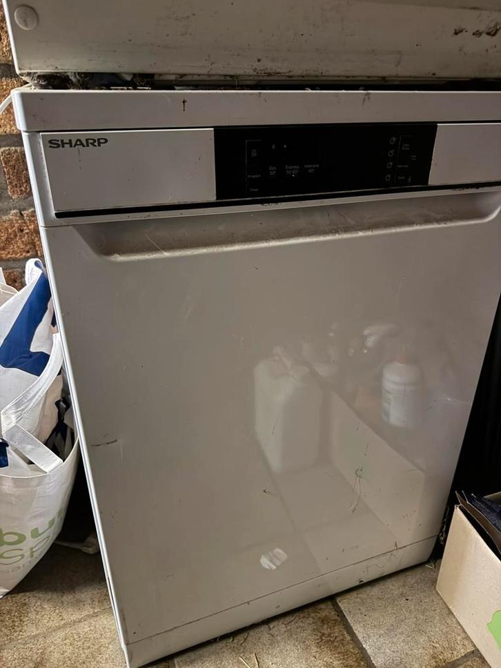 Sharp vaatwasmachine, Witgoed en Apparatuur, Vaatwasmachines, Gebruikt, Vrijstaand, 85 tot 90 cm, 45 tot 60 cm, Eco programma