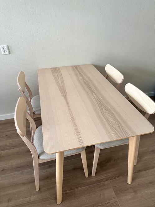 Eetkamer tafel - Ikea Lisabo (allen tafel), Huis en Inrichting, Tafels | Eettafels, Zo goed als nieuw, 50 tot 100 cm, Vier personen