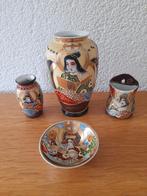 4 Japanse Satsuma porseleinen items, Ophalen of Verzenden