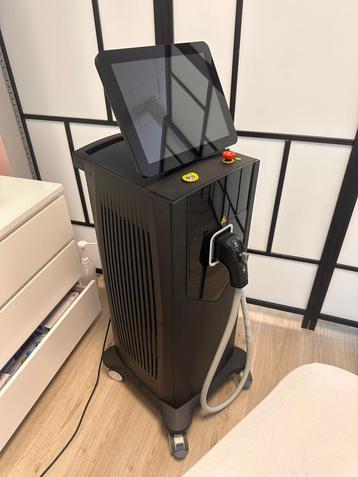 Diode ICE Laser PRO QUATTROWAVE beschikbaar voor biedingen