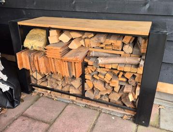 Stalen sidetable voor buiten – ideaal voor haardhout! beschikbaar voor biedingen