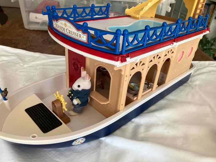 Sylvanian families boot met schipper opa konijn, Kinderen en Baby's, Speelgoed | Poppenhuizen, Zo goed als nieuw, Poppenhuis, Ophalen of Verzenden