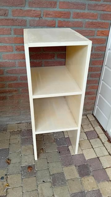 Kast, boekenkast, speelgoedkastje, kledingkast. GRATIS