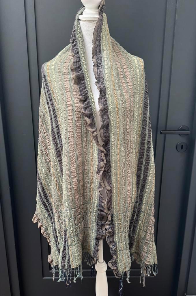 100% zuivere wol, grote dames sjaal, Kleding | Dames, Mutsen, Sjaals en Handschoenen, Zo goed als nieuw, Sjaal, Maat 46/48 (XL) of groter