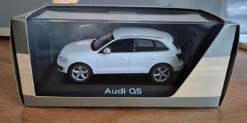 Audi Q5 3.0 TDI Quattro, 1:43 ibis white (Audi Collection) beschikbaar voor biedingen