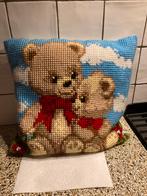 Schattig oud beren kussen, Ophalen of Verzenden, Zo goed als nieuw, Vierkant