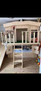 Boomhut bed XXL met glijbaan, Kinderen en Baby's, Kinderkamer | Stapelbedden en Hoogslapers, Ophalen, Zo goed als nieuw, Hoogslaper