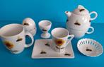 Ontbijtservies met Espressoserviesje met Bijen Decoratie, Ophalen of Verzenden, Zo goed als nieuw, Overige stijlen, Kop(pen) en/of Schotel(s)
