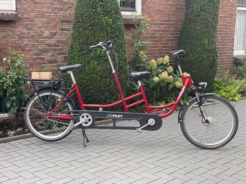 Huka Copilot 26" Tandem Nieuwe elektr. onderst. 12 mnd gar., Fietsen en Brommers, Fietsen | Tandems, Zo goed als nieuw, Minder dan 10 versnellingen
