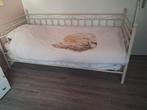Stalen meidenbed, Ophalen, 90 cm, Eenpersoons, Zo goed als nieuw