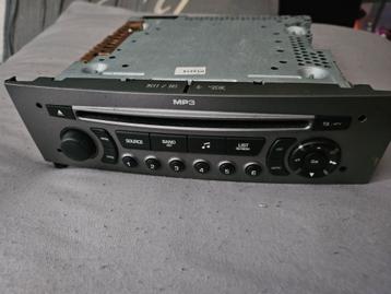 Originele Peugeot Radio MP3 beschikbaar voor biedingen