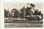 ARNHEM STATIONSPLEIN BUT VERHEUL TROLLEYBUS HALTE PASSAGIERS, Verzamelen, Ansichtkaarten | Nederland, Ophalen of Verzenden, 1940 tot 1960