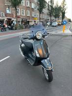 Vespa primavera 2t 2017, Fietsen en Brommers, Scooters | Vespa, Ophalen, Zo goed als nieuw, Benzine, Overige modellen