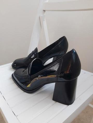 lakschoenen Tamaris, splinternieuw, maat 40 beschikbaar voor biedingen