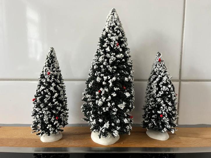 Lemax kerstboompjes bristle tree, Diversen, Kerst, Zo goed als nieuw, Ophalen of Verzenden