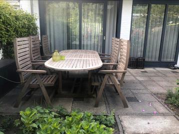 6 verstelbare teakhouten tuinstoelen  beschikbaar voor biedingen