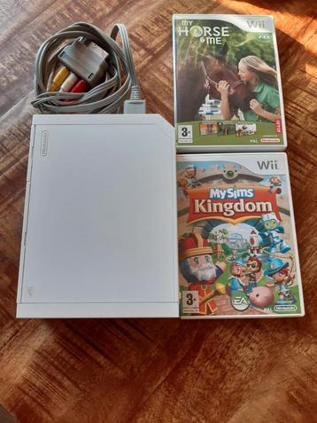Nintendo Wii met 2 spellen.  beschikbaar voor biedingen